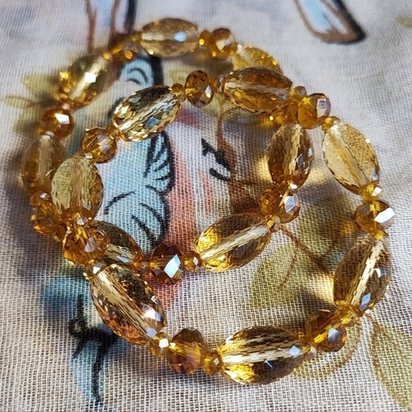 Set of 3 Topaz Honey Citrine Color Highly Faceted Glass Shell Stretch Bracelets - Picture 11 of 16